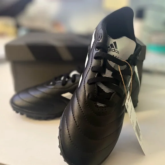 NWT Adidas Kids’ Goletto VIII Turf Soccer Cleats - Picture 4 of 8